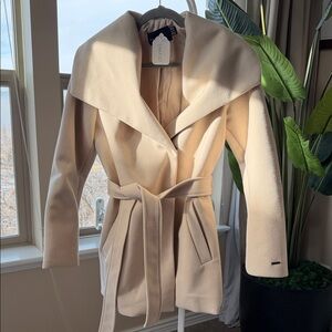 Tahari felt wrap coat